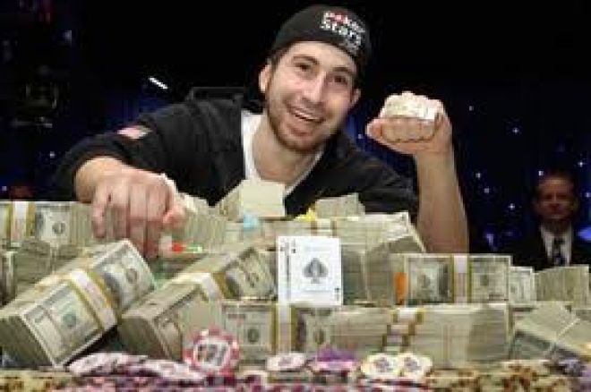 Verdensmester Jonathan Duhamel signerer med Pokerstars 0001 Verdensmester Jonathan Duhamel signerer med Pokerstars 0001