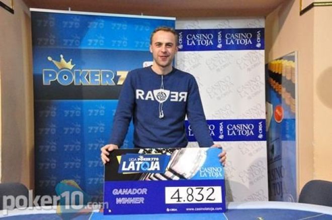 Javier Muiños es el campeón de la tercera etapa de la Liga poker770 La Toja 0001