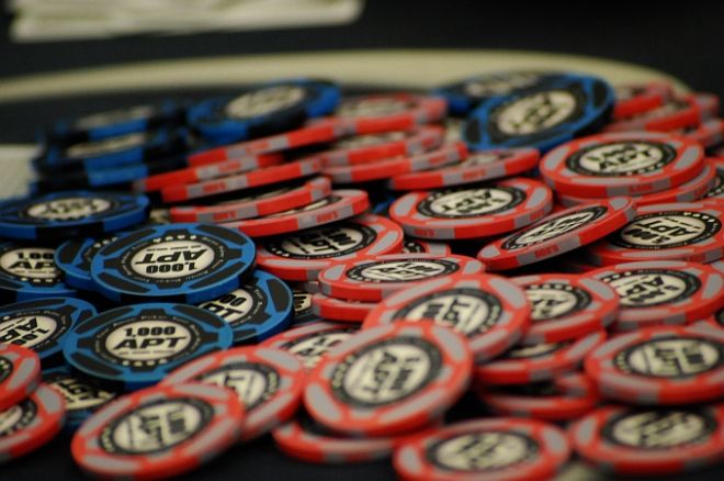 pokernews-chips pokernews-chips