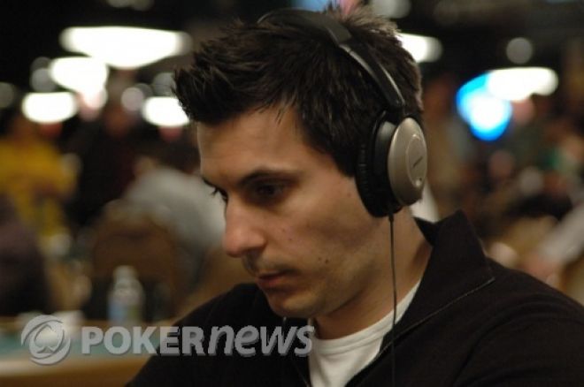 High Stakes Poker Season 7: Voulgaris in Testa 0001