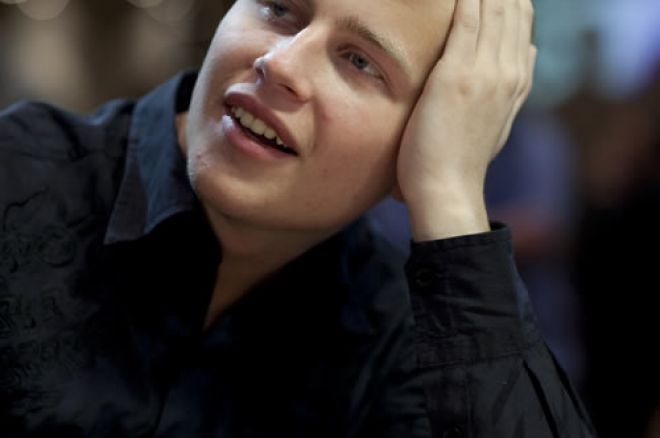 PokerNews Boulevard: crAAKKer neemt UB en Absolute onder de loep PokerNews Boulevard: crAAKKer neemt UB en Absolute onder de loep