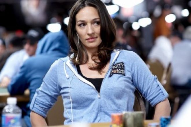 Кратко о главном: Гален Холл лидирует на WPT, Кара... 0001 Кратко о главном: Гален Холл лидирует на WPT, Кара... 0001