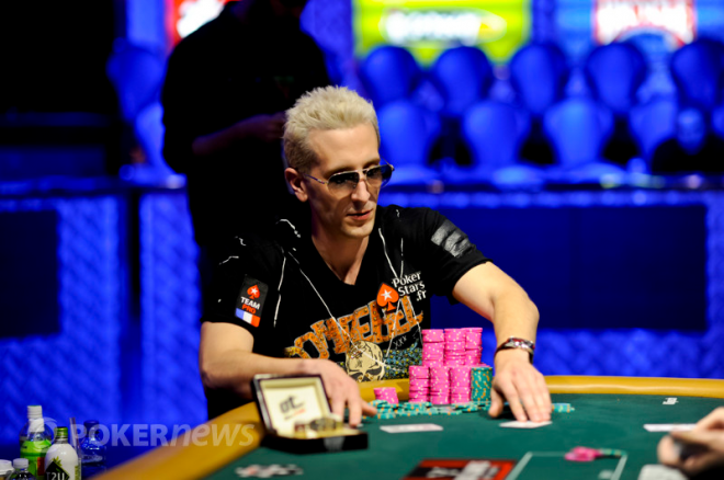 WSOP apžvalga – ElkY laimi apyrankę 0001 WSOP apžvalga – ElkY laimi apyrankę 0001