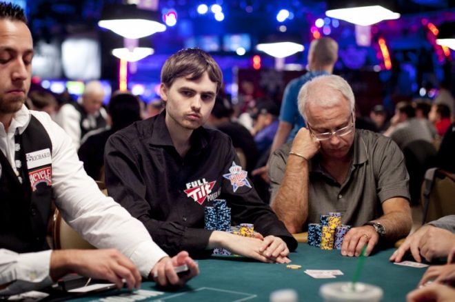 2011 WSOP: Kabrhel si lead udržel půl hodiny, poté byl vyřazen 0001 2011 WSOP: Kabrhel si lead udržel půl hodiny, poté byl vyřazen 0001