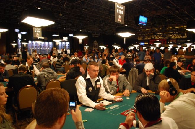Live-трансляция из Вегаса - Event # 50 $5,000 Triple Chance +... 0001 Live-трансляция из Вегаса - Event # 50 $5,000 Triple Chance +... 0001