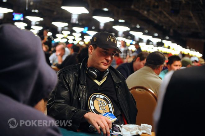 Ikdienas turbo: Fils Helmuts nokavē turnīru, Dmitrijs "PPL" Meļešs par WSOP ME, u.c. 0001 Ikdienas turbo: Fils Helmuts nokavē turnīru, Dmitrijs "PPL" Meļešs par WSOP ME, u.c. 0001