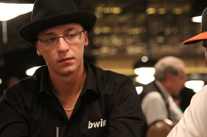 2011 WSOP: Arī Dmitrijs "PPL" Meļešs iekļūst WSOP ME otrajā dienā 0001 2011 WSOP: Arī Dmitrijs "PPL" Meļešs iekļūst WSOP ME otrajā dienā 0001
