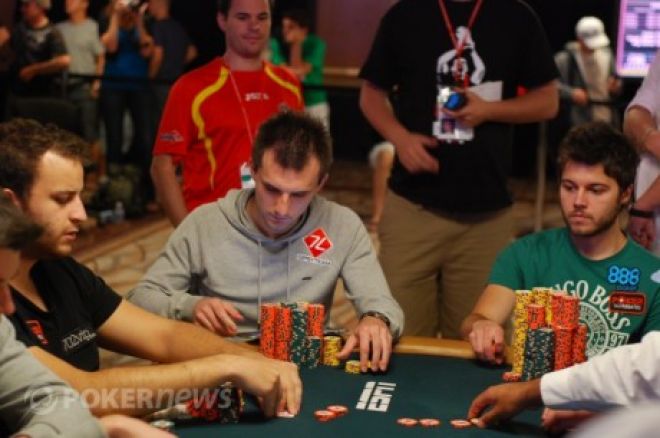WSOP 2011: День 6 Main Event - двоє росіян та українець продовжують боротьбу 0001 WSOP 2011: День 6 Main Event - двоє росіян та українець продовжують боротьбу 0001