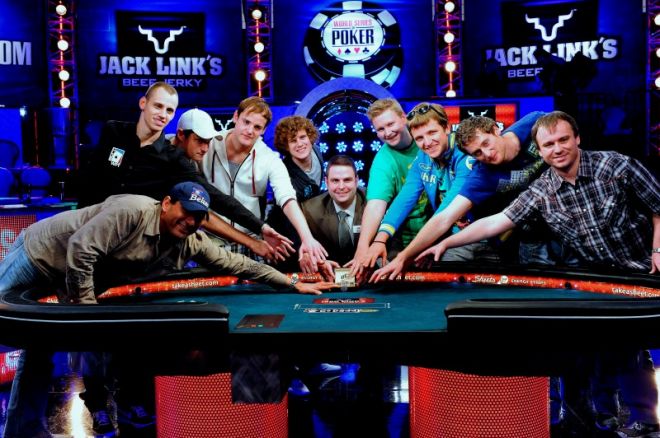 WSOP 2011 finaallaud on selgunud 0001 WSOP 2011 finaallaud on selgunud 0001