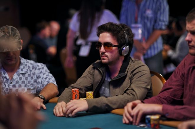 WSOP turnyro ranka: kėlimo dėl vertės svarba 0001 WSOP turnyro ranka: kėlimo dėl vertės svarba 0001