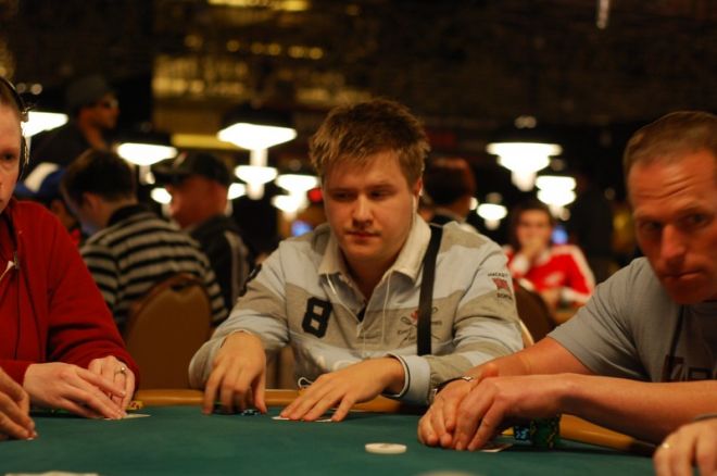 EPT "High Roller": Dominykas Karmazinas užima antrą vietą ir laimi €43,200! 0001 EPT "High Roller": Dominykas Karmazinas užima antrą vietą ir laimi €43,200! 0001