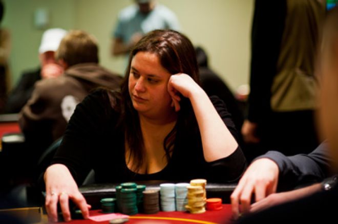 2011 APPT Queenstown Day-1C:Alicia Sale领先一筹 0001 2011 APPT Queenstown Day-1C:Alicia Sale领先一筹 0001