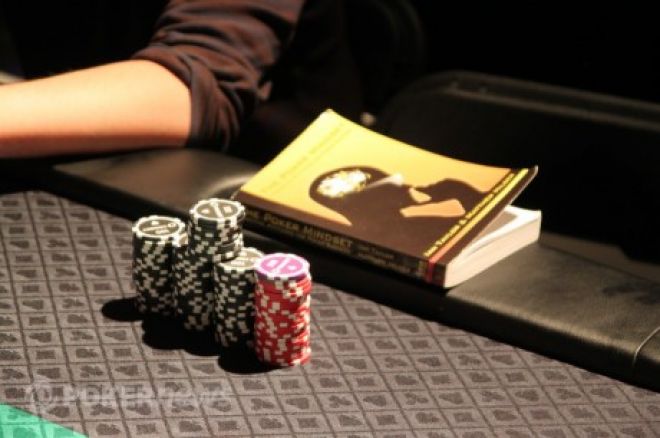 Ексклюзивне навчальне відео від PokerNews. Гра на флопі (Частина перша) 0001 Ексклюзивне навчальне відео від PokerNews. Гра на флопі (Частина перша) 0001
