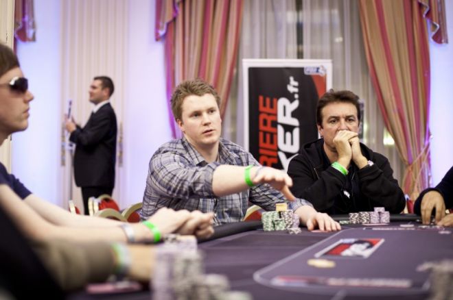 WSOP-E Dag 1a av øvelse #2- €1 090 NLH: Hinrichsen leder 0001 WSOP-E Dag 1a av øvelse #2- €1 090 NLH: Hinrichsen leder 0001