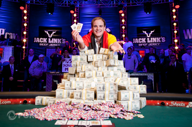 L’Allemand Pius Heinz champion du monde de poker 2011 (8.715.638$)