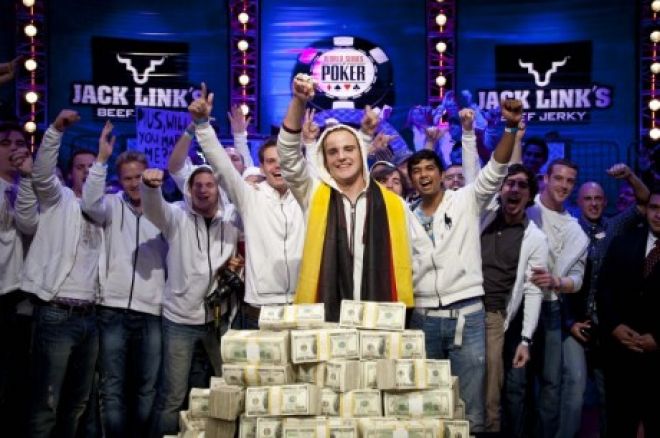 2011 World Series of Poker: Συζήτηση με τον πρωταθλητή του WSOP... 0001 2011 World Series of Poker: Συζήτηση με τον πρωταθλητή του WSOP... 0001