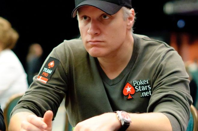 Theo Jørgensen i storform - ikke bare ved pokerbordene 0001 Theo Jørgensen i storform - ikke bare ved pokerbordene 0001