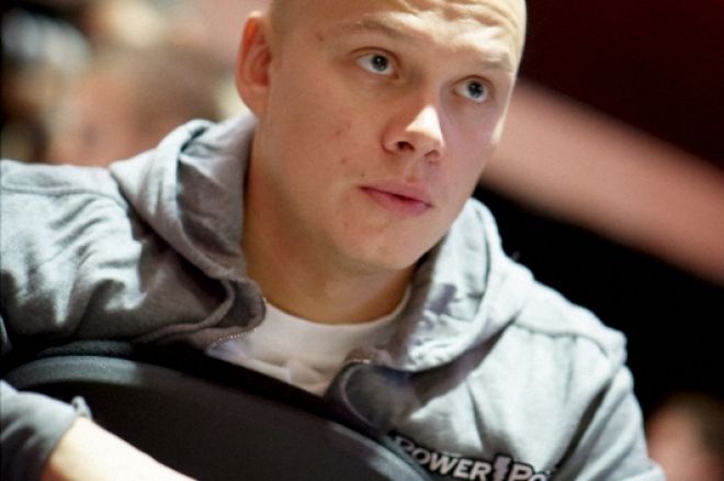 Situace na high-stakes: Amit soupeří se Sahamiesem 0001 Situace na high-stakes: Amit soupeří se Sahamiesem 0001