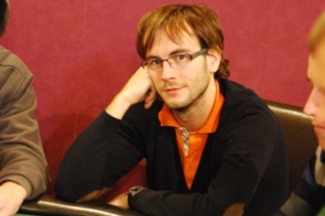 Lietuviai internete: Aurimas "samirua" Jakutis per vieną vakarą tapo dvigubu čempionu 0001 Lietuviai internete: Aurimas "samirua" Jakutis per vieną vakarą tapo dvigubu čempionu 0001