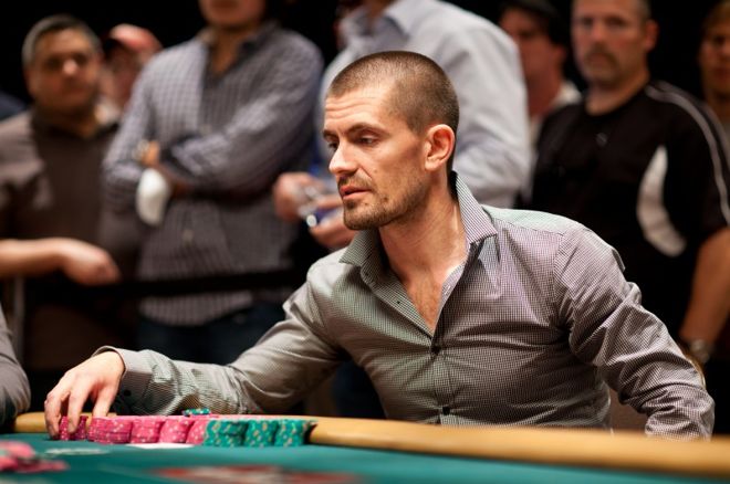 Gus Hansen vant $1 000 000 satellitten til One Drop 0001 Gus Hansen vant $1 000 000 satellitten til One Drop 0001