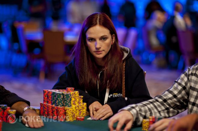 Eliabeth Hille er nr 17 av 97 spillere til Dag 6 av Main Event - Helge Stjernvang er nr 30... 0001 Eliabeth Hille er nr 17 av 97 spillere til Dag 6 av Main Event - Helge Stjernvang er nr 30... 0001