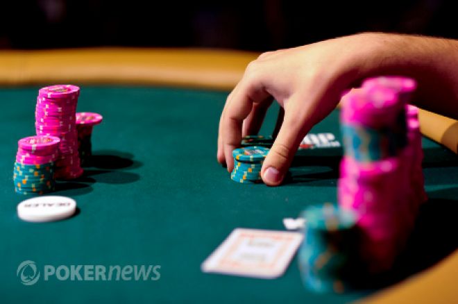 Stratégie Poker : Jouer les flops riches en tirages et grosses cartes