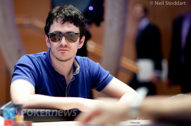 Isaac Haxton Junta-se à  Team PokerStars Online 0001