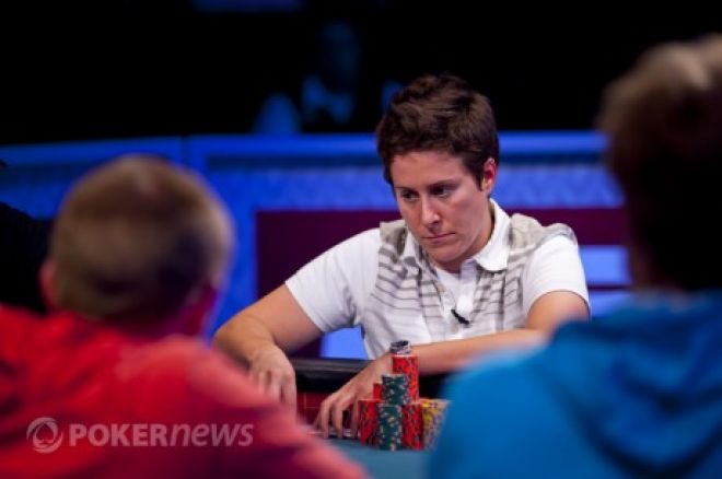 Dziesięć najważniejszych momentów WSOP Main Event 2012: Faza bubble oraz kolor Selbst 0001 Dziesięć najważniejszych momentów WSOP Main Event 2012: Faza bubble oraz kolor Selbst 0001