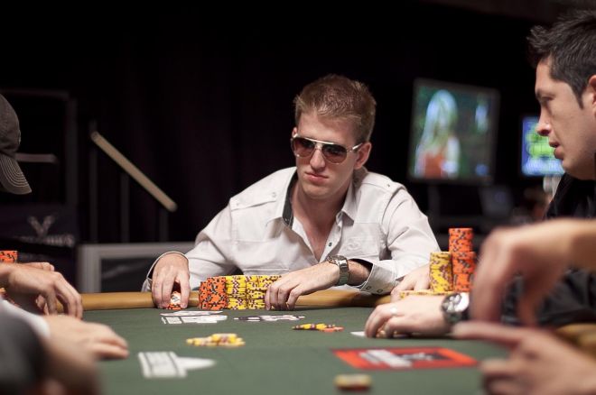2013 WSOPAP Pagrindinis Turnyras: Pirmauja Thomas Russel, vis dar turnyre Negreanu ir... 0001 2013 WSOPAP Pagrindinis Turnyras: Pirmauja Thomas Russel, vis dar turnyre Negreanu ir... 0001