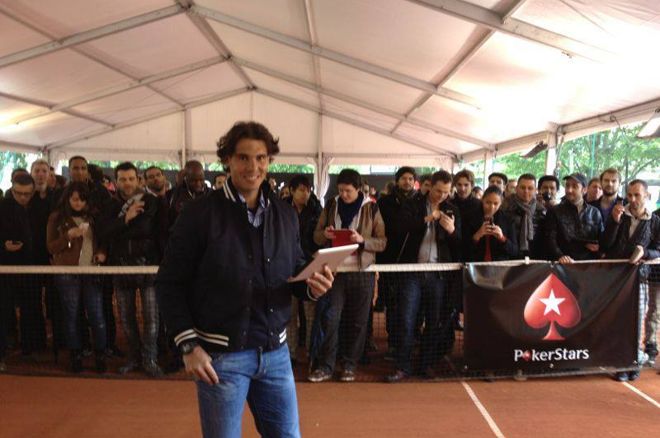 Rafa Nadal se la juega ante 200 fans 0001