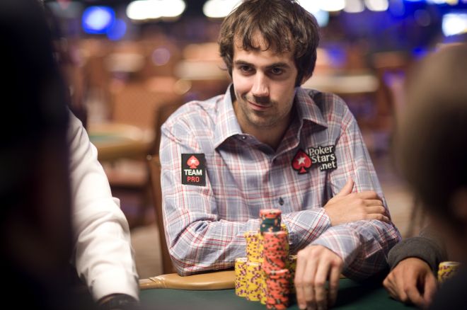 Jason Mercier turi realų šansą pakovoti dėl trečiojo WSOP titulo 0001 Jason Mercier turi realų šansą pakovoti dėl trečiojo WSOP titulo 0001