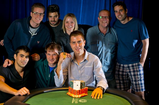 Окончился турнир WSOP #42: $1,000 No-Limit Hold'em 0001 Окончился турнир WSOP #42: $1,000 No-Limit Hold'em 0001