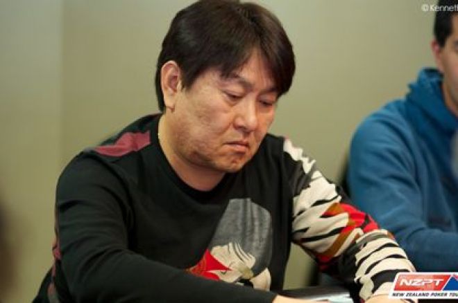 2013 PokerStars.net ANZPT Queenstown Snowfest: Michael Chon Leads After Short Day 1a 0001