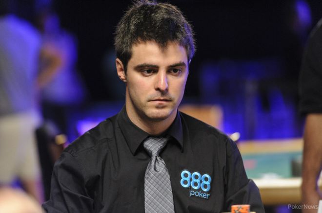 Strategy with Kristy: Max Steinberg Talks About Getting Three-Outed For a Bracelet 0001