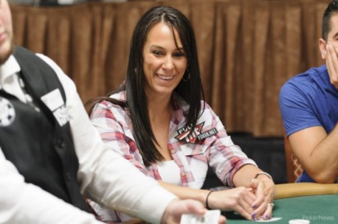 Даніелла Андерсен про документальний фільм « Bet , Raise , Fold » і про життя після Чорної п'ятниці 0001 Даніелла Андерсен про документальний фільм « Bet , Raise , Fold » і про життя після Чорної п'ятниці 0001