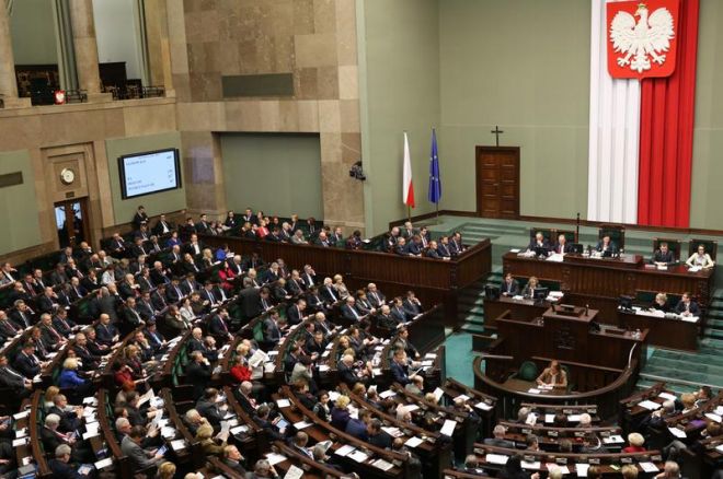 Najlepsi polscy pokerzyści zagrają turniej pokazowy Texas Hold'ema w Sejmie? 0001 Najlepsi polscy pokerzyści zagrają turniej pokazowy Texas Hold'ema w Sejmie? 0001