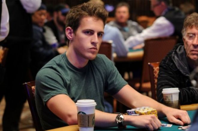 „Sunday Rebuy“ finaliniame stale „LaurisL91“ varžėsi su Mike'u „Timex“... 0001 „Sunday Rebuy“ finaliniame stale „LaurisL91“ varžėsi su Mike'u „Timex“... 0001
