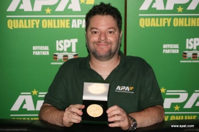 Prominent and popular APAT member Carl Pilgrim shows off his gold medal Prominent and popular APAT member Carl Pilgrim shows off his gold medal