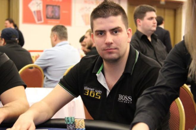Poker za Žrtve Poplava, Humanitarni Gest Igrača! 0001 Poker za Žrtve Poplava, Humanitarni Gest Igrača! 0001