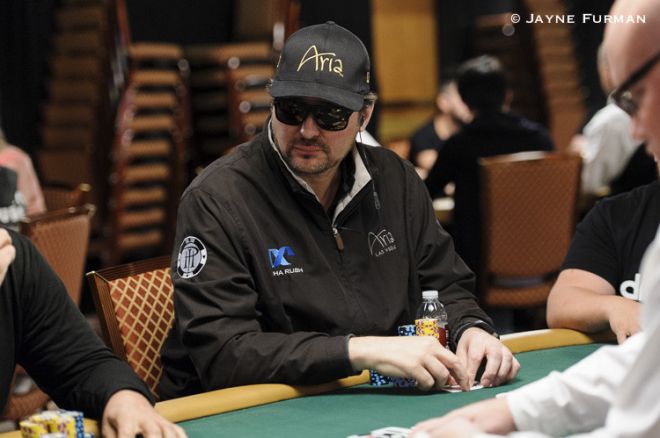 Hellmuth sigue en la cacería del Brazalete #14 0001 Hellmuth sigue en la cacería del Brazalete #14 0001