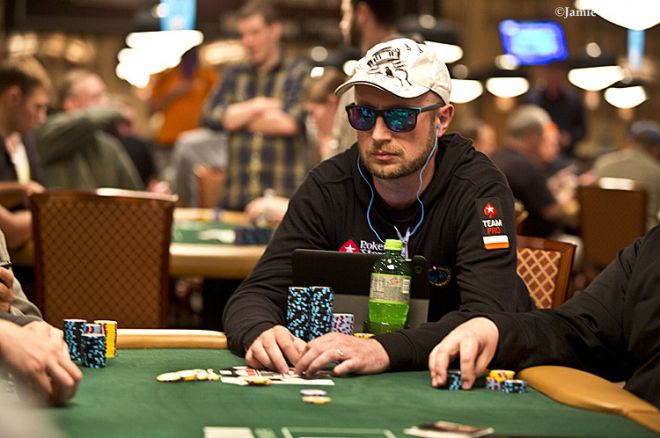 2014 World Series of Poker Day 29: pierwszy event Horeckiego, Morgan i Givens zgarniają... 0001 2014 World Series of Poker Day 29: pierwszy event Horeckiego, Morgan i Givens zgarniają... 0001