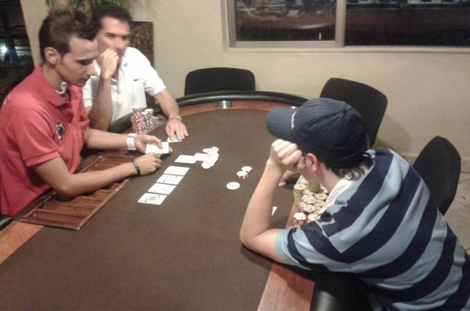Camilo “Mango” Torres: Un jugador que se hizo dealer para adueñarse de la baraja 0001 Camilo “Mango” Torres: Un jugador que se hizo dealer para adueñarse de la baraja 0001