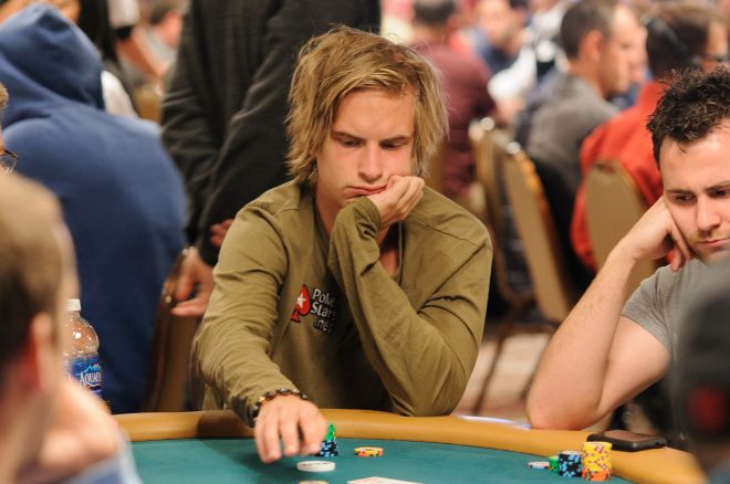 Viktor Blom Viktor Blom