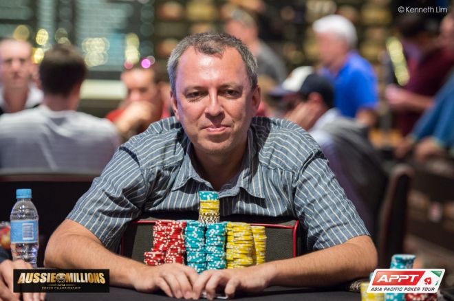 Jan Suchánek udržuje nastavené tempo a je ve vedení ME Aussie Millions i po 16. levelu 0001 Jan Suchánek udržuje nastavené tempo a je ve vedení ME Aussie Millions i po 16. levelu 0001
