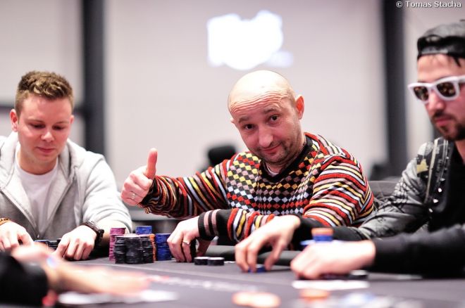 PokerNews Cup €200.000 GTD Main event má odehrány dva startovní dny 0001 PokerNews Cup €200.000 GTD Main event má odehrány dva startovní dny 0001