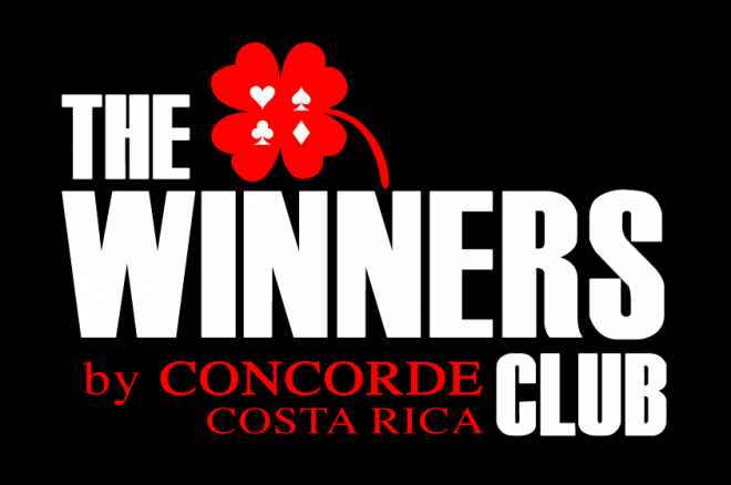 Gana $2,600 con una escalera real en juego de $1/$1 0001 Gana $2,600 con una escalera real en juego de $1/$1 0001