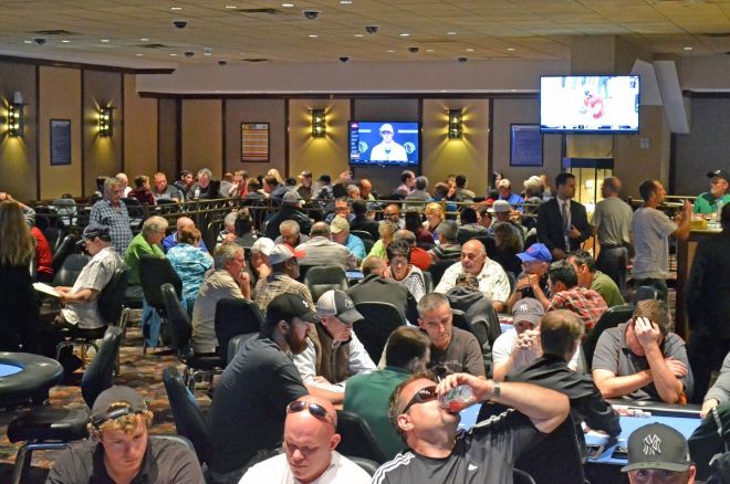 Event 5 Kicks Off at 2015 Western New York Poker Challenge; Snead and O'Brien Lead 0001