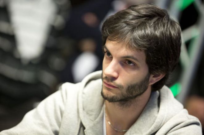 Joaquín Melogno en el Chiplead del High Roller del EPT 0001 Joaquín Melogno en el Chiplead del High Roller del EPT 0001