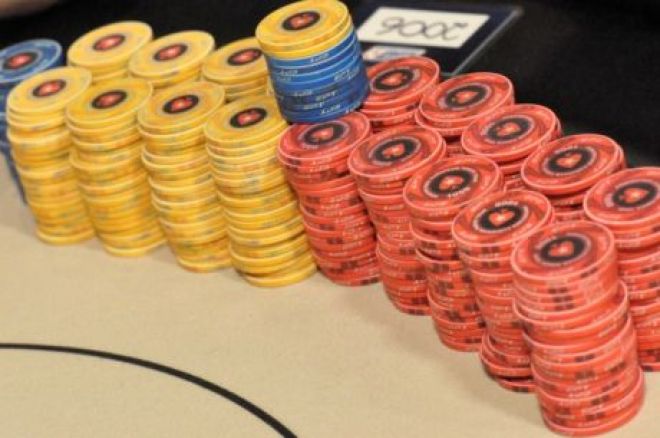 Kaip elgtis su žetonais prie pokerio stalo? Patarimai naujiems žaidėjams 0001 Kaip elgtis su žetonais prie pokerio stalo? Patarimai naujiems žaidėjams 0001