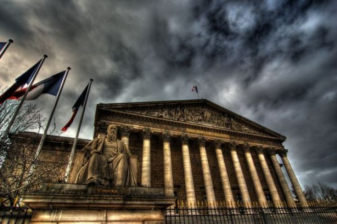Paris : Pas d'autorisation d'ouverture pour les casinos, feu vert pour les Clubs 0001